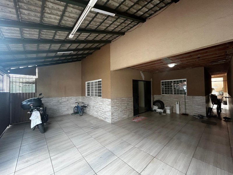 Principal Foto do Imóvel para venda - QC 4 VENDO SOBRADO DE 3 QUARTOS 1 CLOSET E TERRAÇO NO RIACHO FUNDO 2 no bairro Riacho Fundo II, Brasília - DF